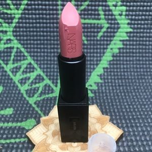 NARS Audacious Lipstick ‘Anita’